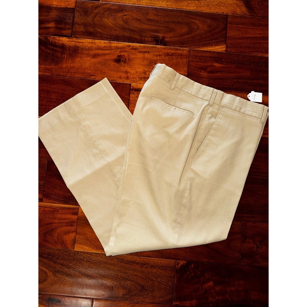Vintage Haggar Casual Wear‎ Mens Khaki Chinos Tan Flat Front Pants Made in USA